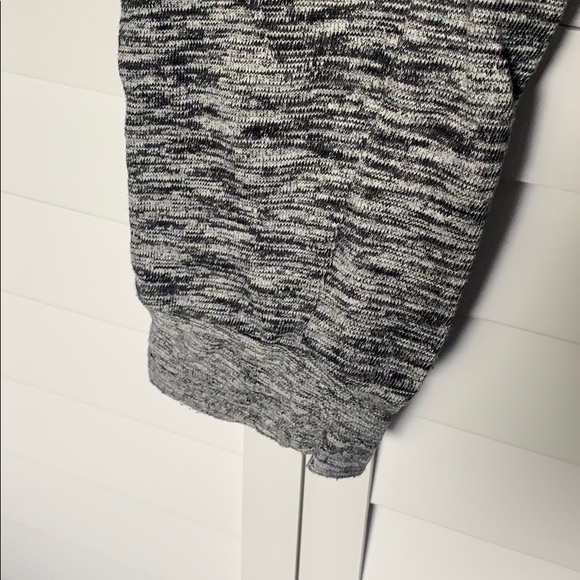 Honeydew Lounge Set- 2 piece set-Size Large - Picture 4 of 6